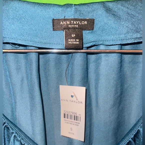 NWT Ann Taylor Elegant Blue Women's Top size Small Petite - Picture 5 of 6
